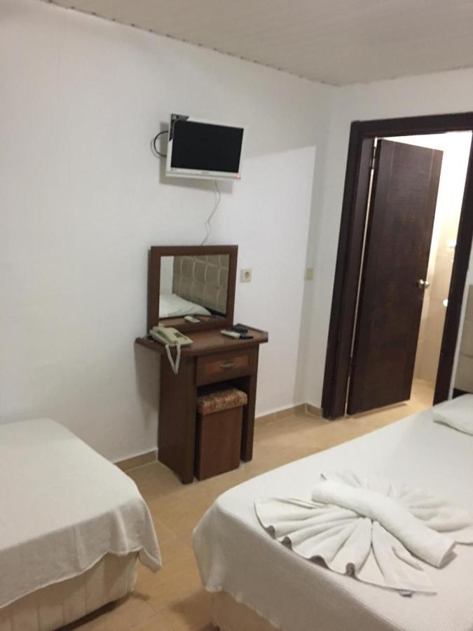 Ugur Beach Hotel Кемер Экстерьер фото